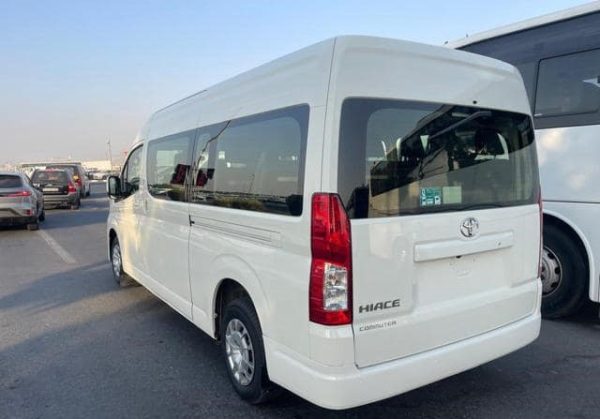 2022 TOYOTA HIACE COMMUTER, GL - Image 2