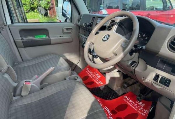 Used 2019 Suzuki Mini Bus - Image 4