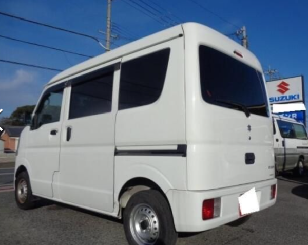 Used 2020 Suzuki Mini Bus - Image 5