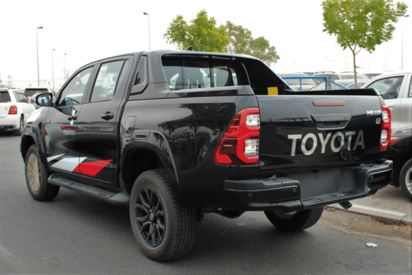 2017-2018-2019-2020-2021-2022 USED TOYOTA HILUX - Image 2