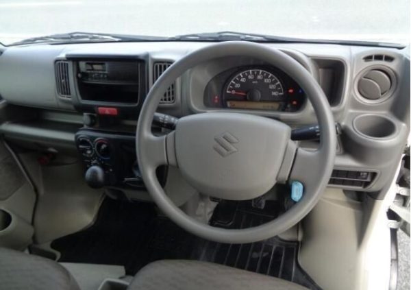 Used 2020 Suzuki Mini Bus - Image 2